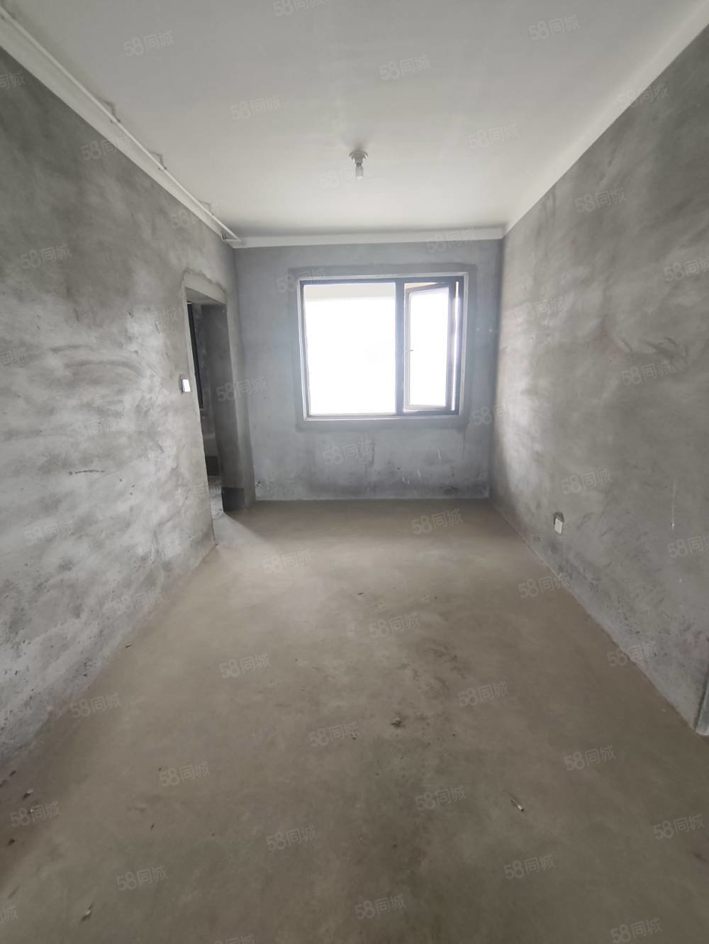 绿城桂语江南3室2厅2卫115㎡南北50万