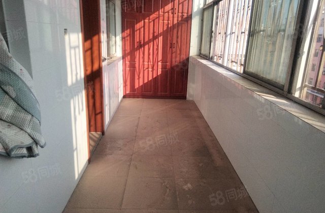 文轩本校，铁塔商场，银座商城购物，新华书店，双阳台，老影视院