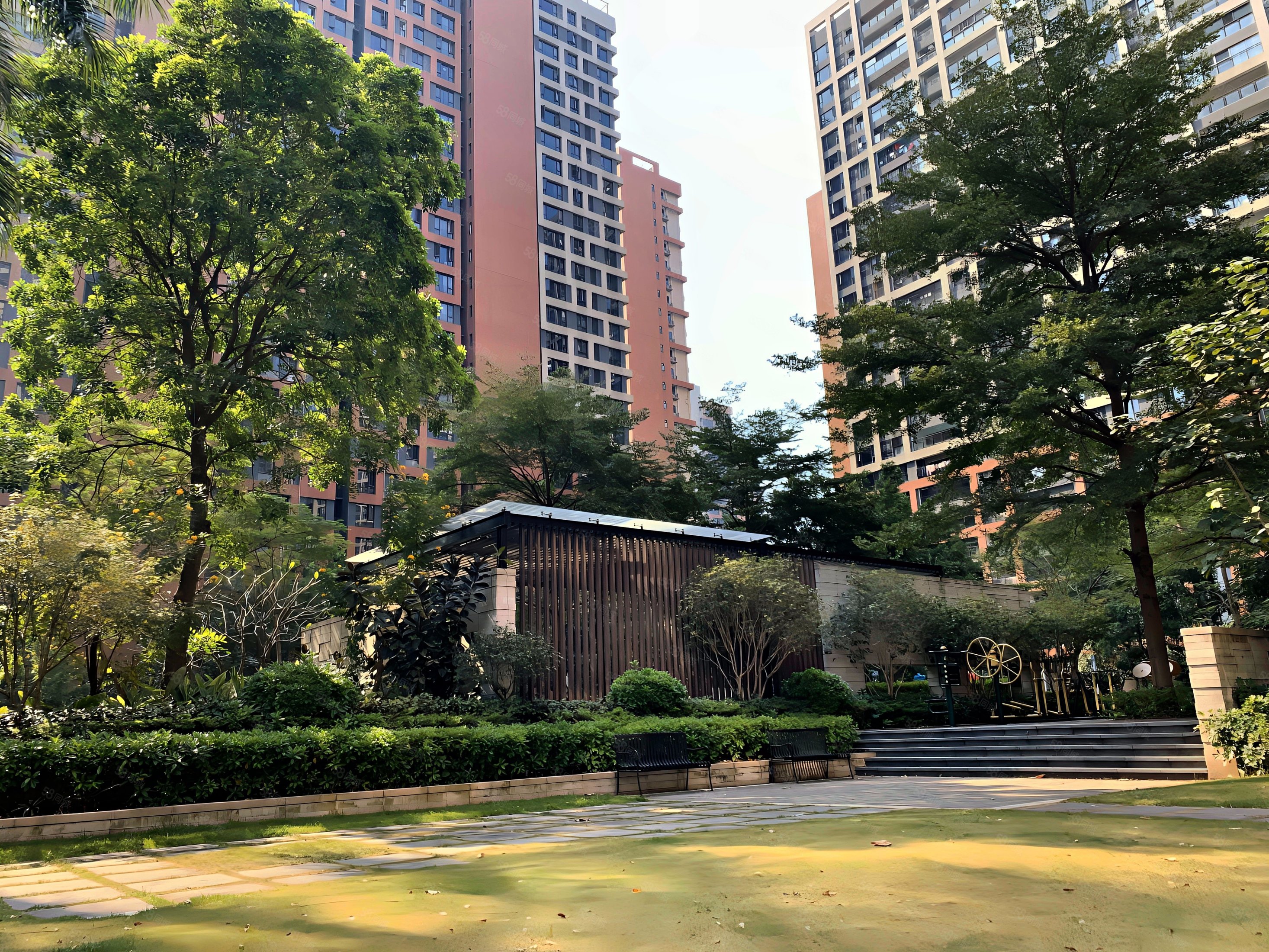 万科金域华府二期2室2厅1卫77.4㎡南北300万