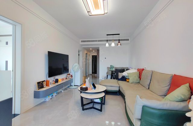 缤纷翡翠湾(二期)3室2厅82㎡78万二手房图片