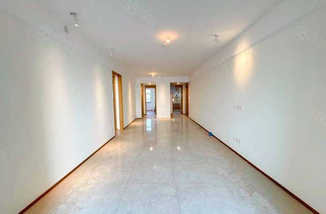 远大凤玺湾(二期)3室2厅129.75㎡135万二手房图片