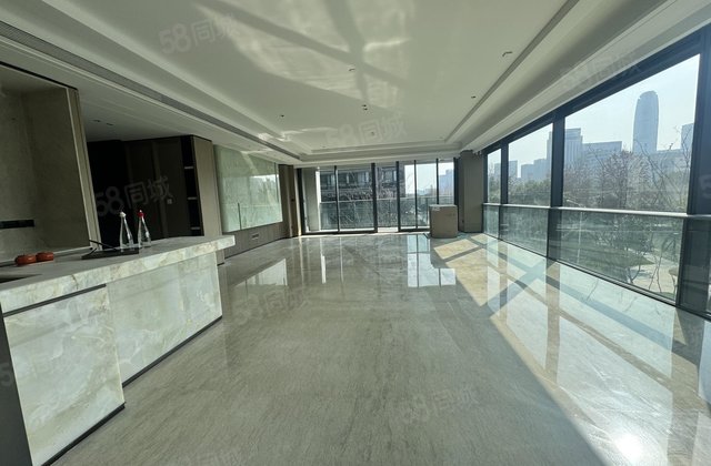 绿城凤起潮鸣4室2厅269㎡1180万二手房图片