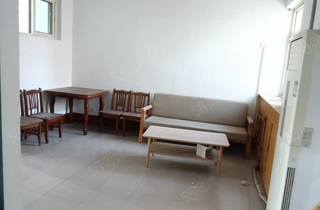 七中对过，馨苑小区，单价3000多，正常住宅可贷款，水晶丽城