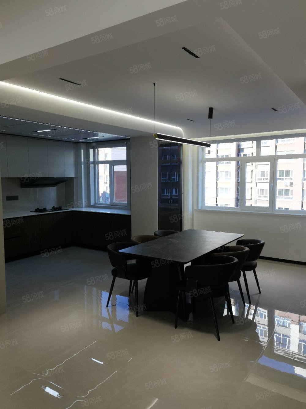 海龙新城3室2厅2卫170㎡南北118万