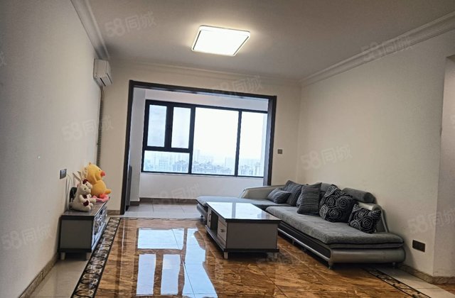 国岳府 三室两卫 双阳台 免大税 观景房 全明户型 随时看房