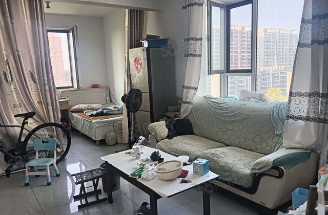振兴路 妇幼保健院附近 香江 电梯  性价比高 楼龄新