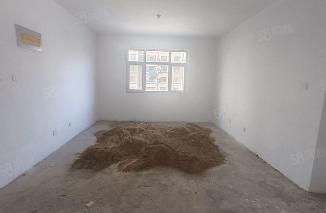 孟达国际A4区！带车位，储藏室！  ！新房未住！一实验