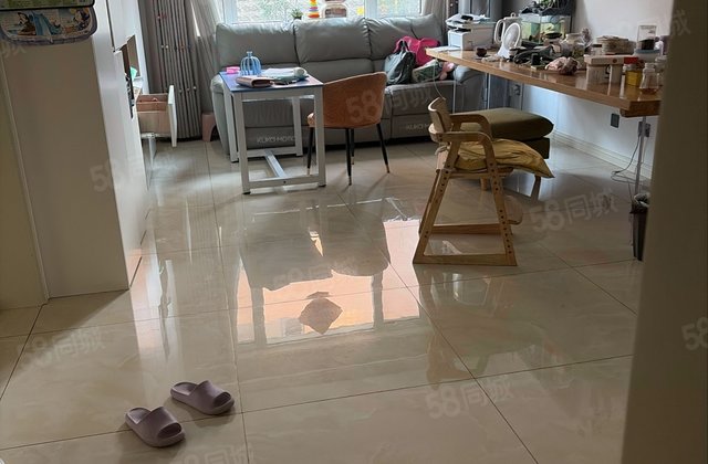 宏屹国际城北区3室2厅123㎡93万二手房图片