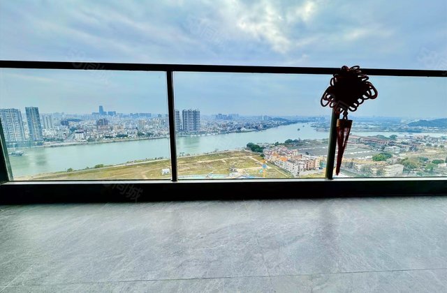 涛汇鎏金湾瑞府4室2厅122.8㎡169.5万二手房图片