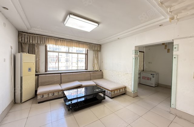 闸口附近 文轩中学 步梯三楼 建材小区 南北通透 停车方便