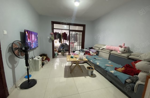 月亮湾商品  电梯中间楼层 价格可谈