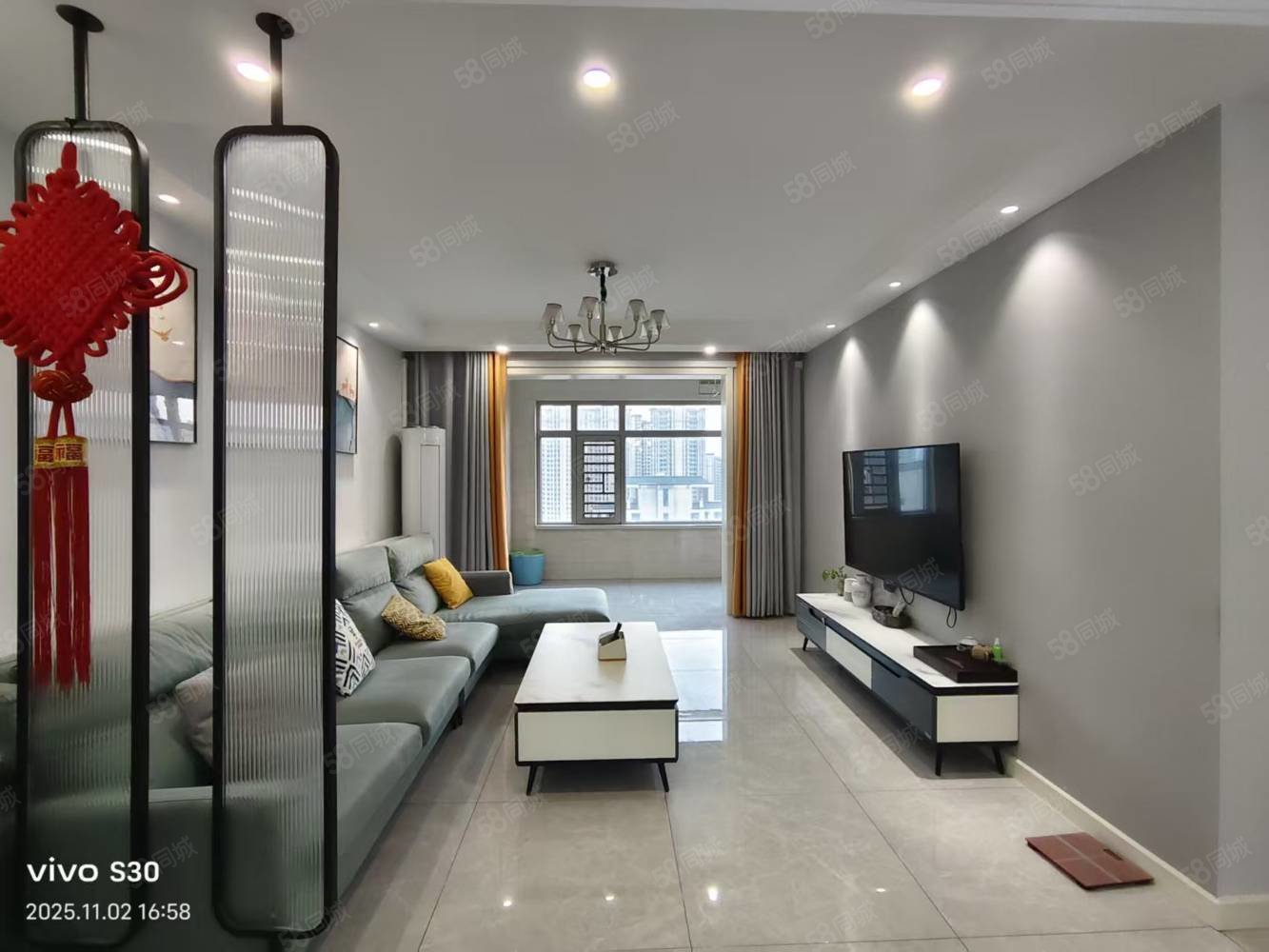 悦湖城4室2厅2卫143㎡南北92万