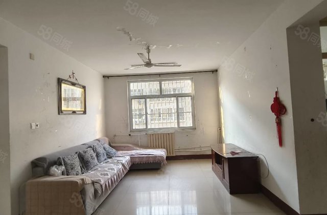 房，137平方，三室两厅两卫，免大税