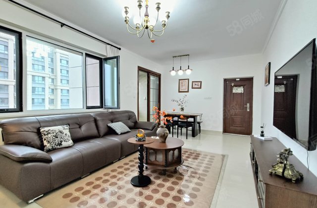 开发区东昌实验脑科医院星光和园116平3室2厅2卫送车储