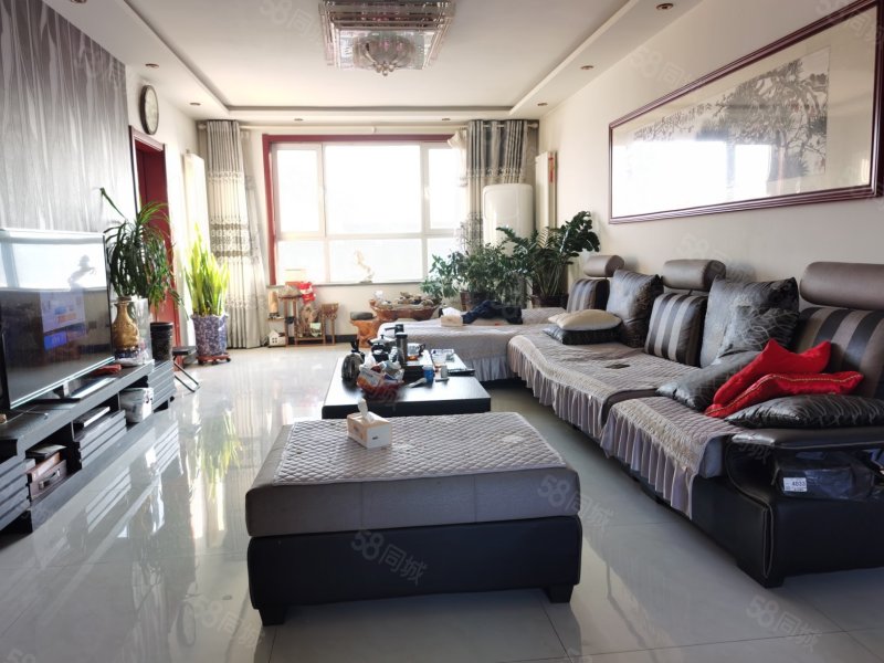 馨和苑对面 紫云华庭 金凤四小 唐中 中间楼层 160万