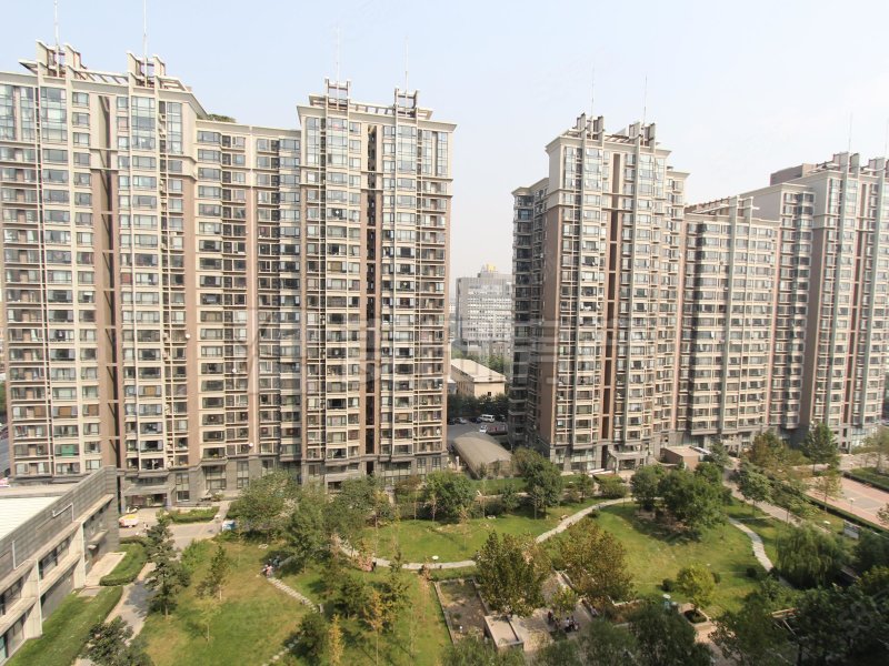 紫芳園(三區(qū))2室1廳1衛(wèi)90.28㎡南620萬