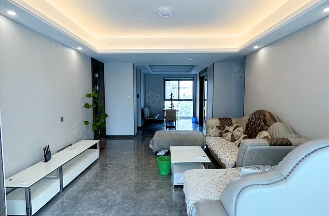 蓝绸带社区长瑅晓筑3室2厅143㎡135万二手房图片