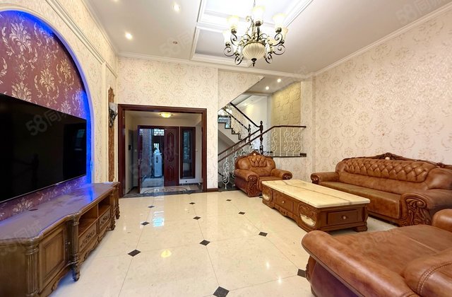 三利宅院3期4室2厅269㎡560万二手房图片