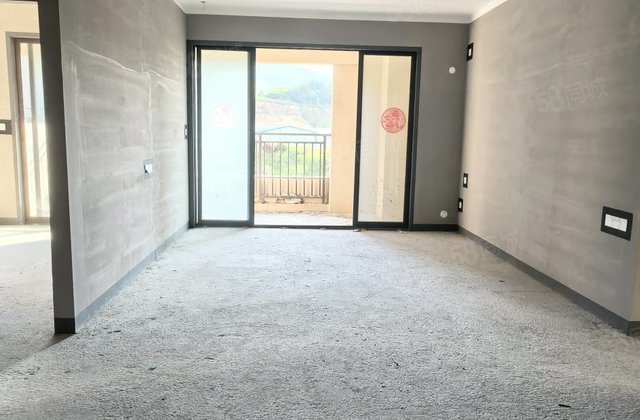 保利和府4室2厅128㎡52.8万二手房图片