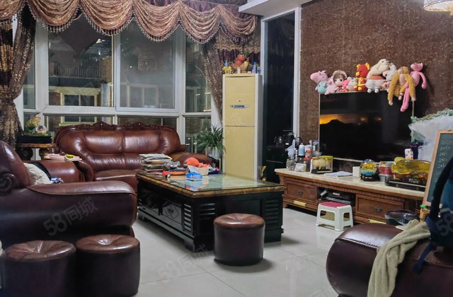 景华苑(龙泉驿)4室2厅155.43㎡118万二手房图片