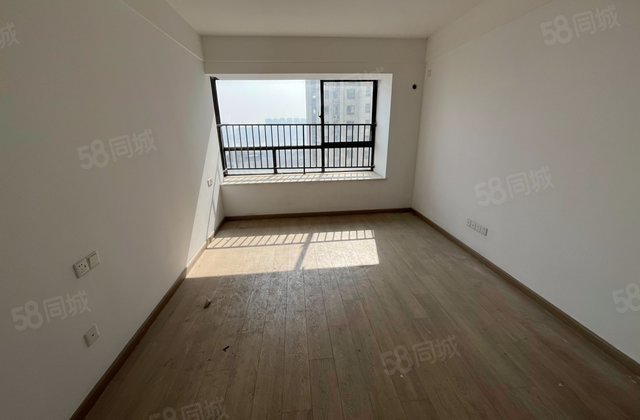 金鹏中国印3室2厅122㎡78万二手房图片