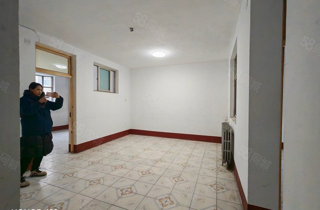 (真实保证)龙山南区3室