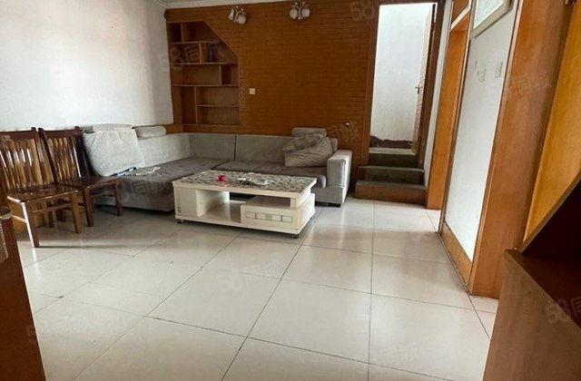 环城湖边 鼎舜花园  67小区停车方便 带露台 随时看