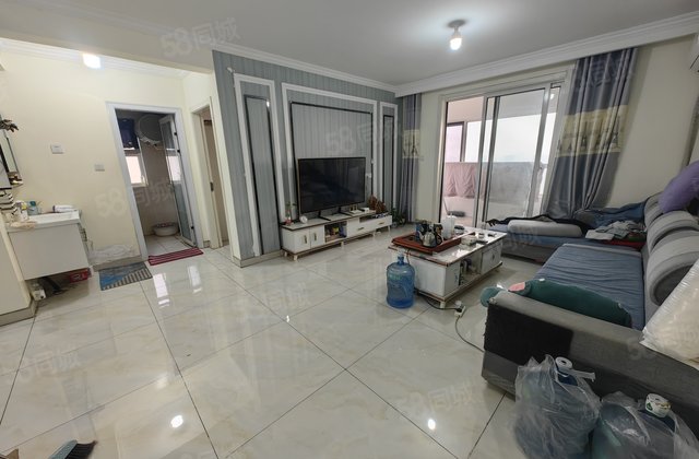 房东急售 阿卡六期  前排双阳台~真便宜月供2000多