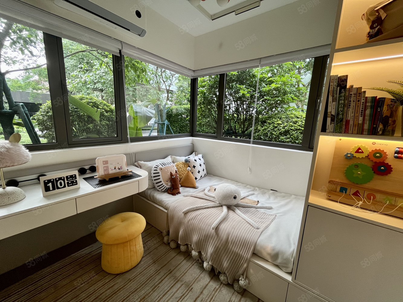 保利时光印象3室2厅2卫97㎡南北45万