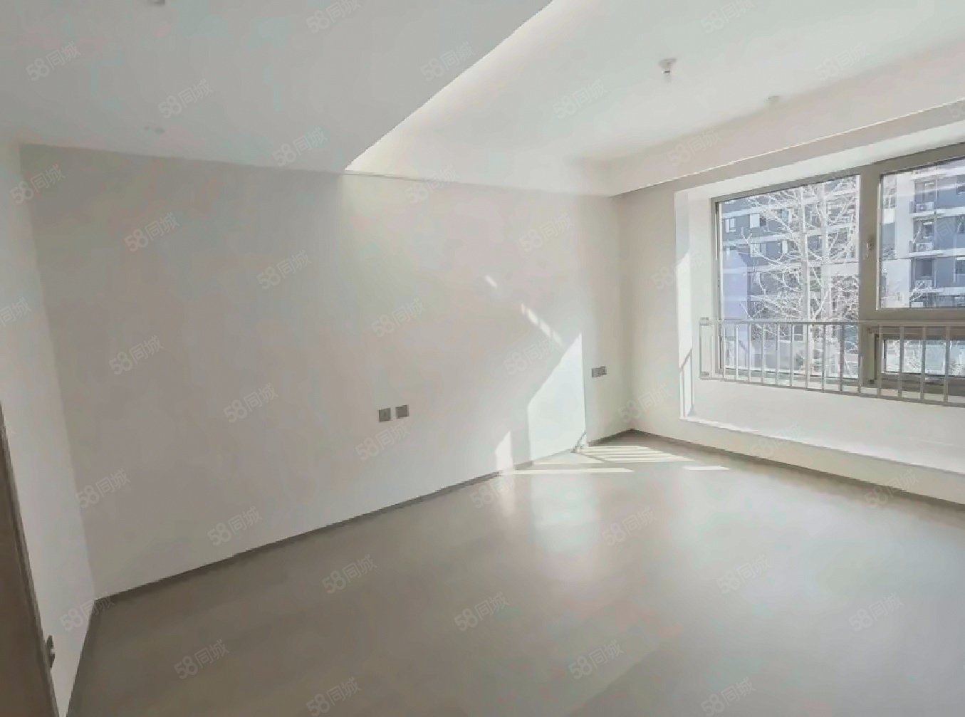 公園和御3室2廳2衛(wèi)115㎡南北330萬