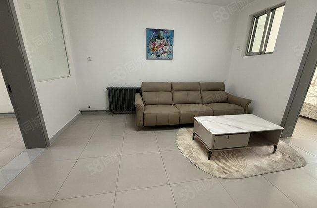 东昌本部！孝心正规精装三室！多车位东边户！市委家属院中巨聊建