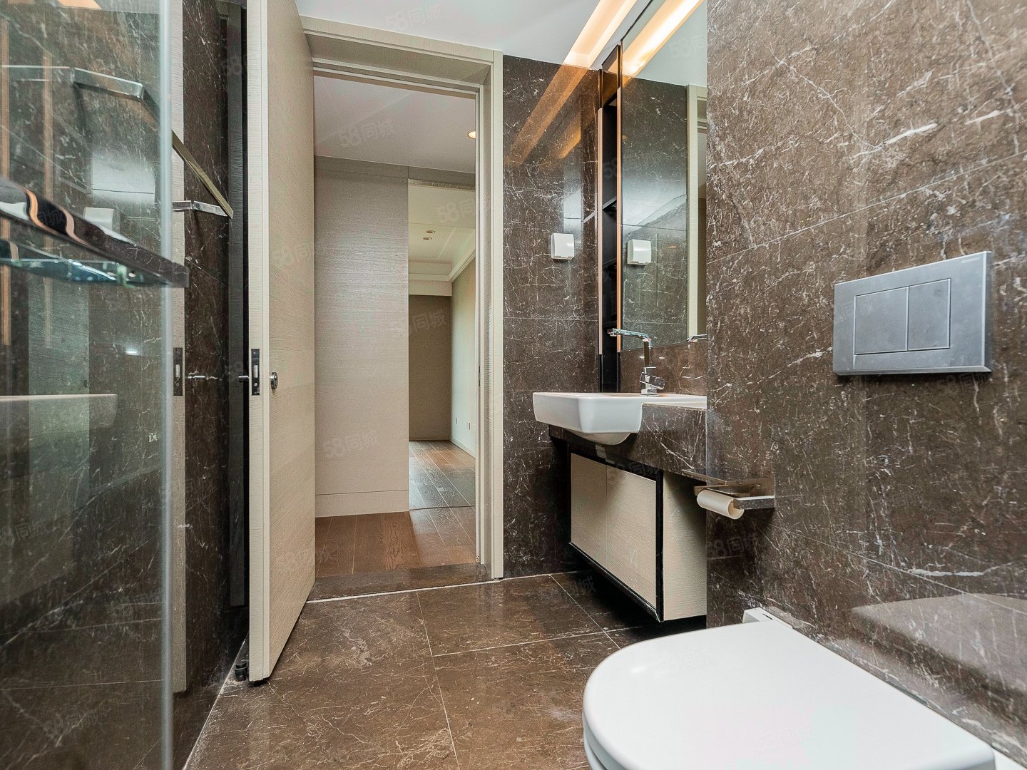 萬柳書院3室2廳2衛(wèi)218.38㎡南北5900萬