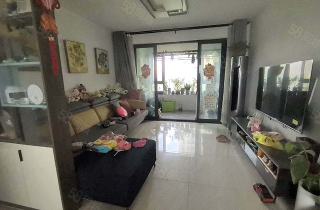 东昌东附近118平精装修三室两卫东边户 送车位储藏室免大税