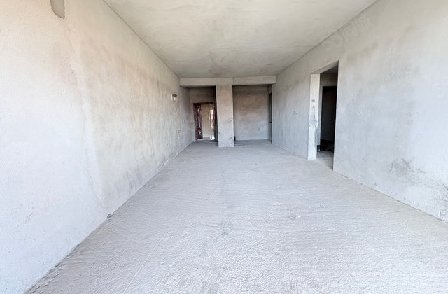 金色时代4室2厅120㎡57.8万二手房图片