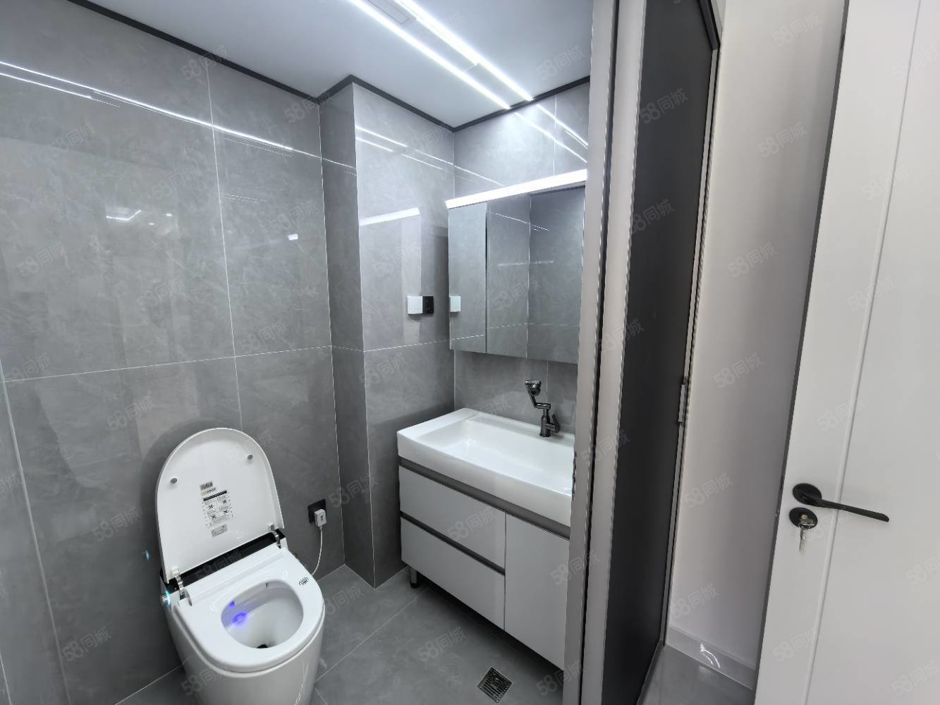 方悦名都3室2厅2卫141㎡南北89.5万