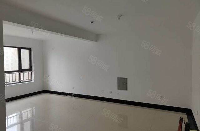 59.8个 高端小区电梯好楼层两室两厅南北通透  即住可按揭