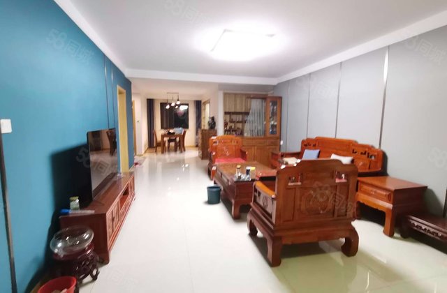 恒信新悦3室2厅139.56㎡97万二手房图片