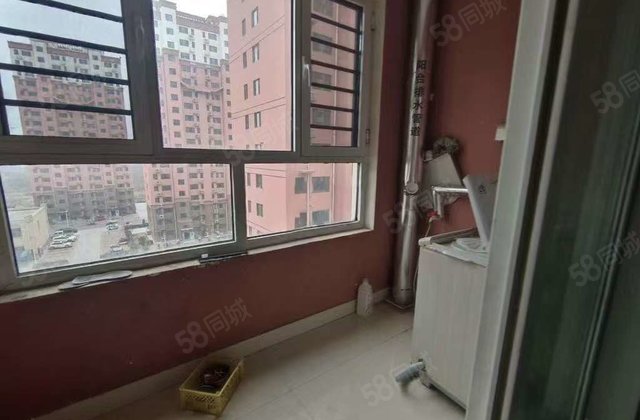 先锋翡翠湾 2房 周边配套完善