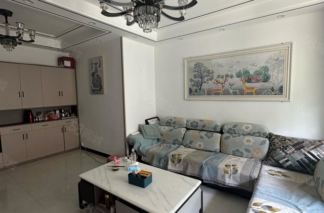 老文轩第二实验，龙湾二期三室双卫，带储藏室满五  ！