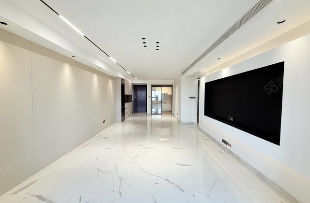 东昌东 徒骇河边 国岳府四室有车位全天采光 清水湾金信御花园