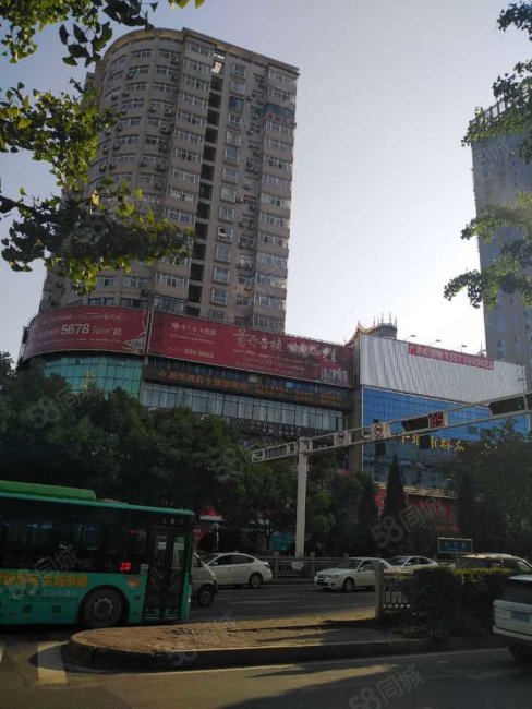 燕林市场2室2厅1卫129㎡南北69万