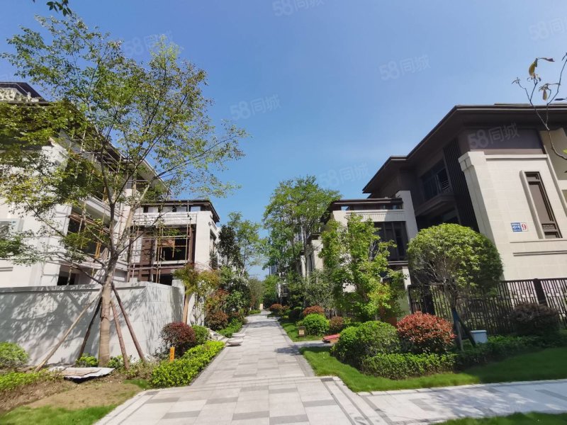 【10图】城南 高端别墅,带电梯 私家院落,带5车位!,紫云府-广安58同城