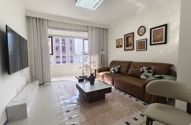 急售房源！ 新城邦 精装三室  电梯房 嘉明 香江