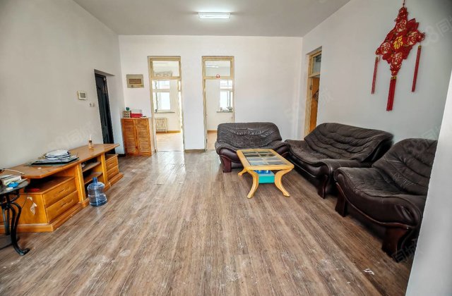 湖边，电梯房，水城嘉苑，东昌华庭，乐园小区电梯洋房三室双阳台