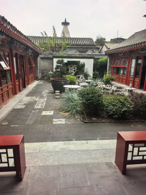 東廊下胡同小區(qū)4室3廳3衛(wèi)412㎡南北6800萬