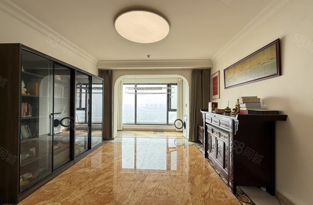 徒骇河！观景房！二中  锦绣学府 翡丽湾 双阳台！精装修 ！