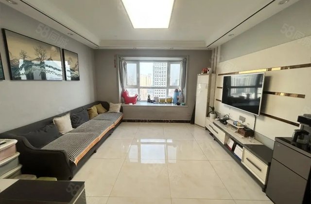 文轩对过 裕昌九州国际 东边户 好楼层 精装三室两厅免大税