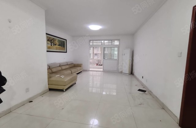 名人苑三期花园里！东方双语旁！带电梯洋房！三室两卫