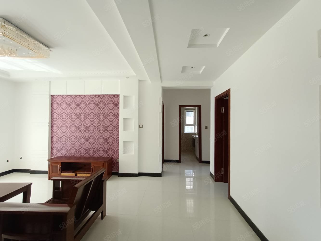 东苑明珠园3室2厅1卫124㎡南北63万