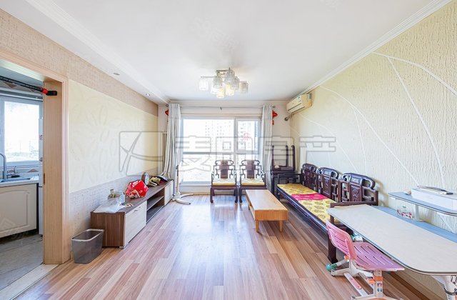 四合上院2室1厅90㎡1210万二手房图片